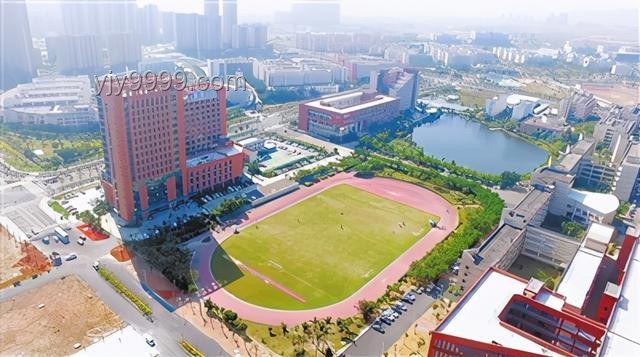 廣西2025年高考分數線公布案例研究