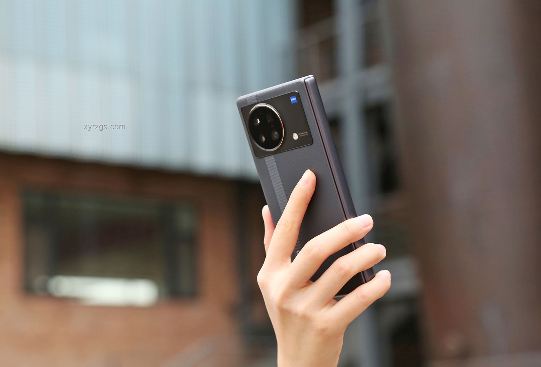vivo X Fold5引領三防折疊屏新風尚，未來可期
