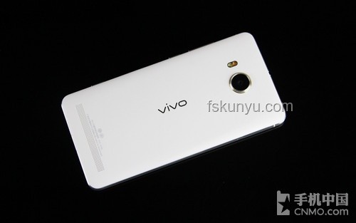 如何評價vivo X Fold5：首款「三防」折疊屏手機的亮點解析
