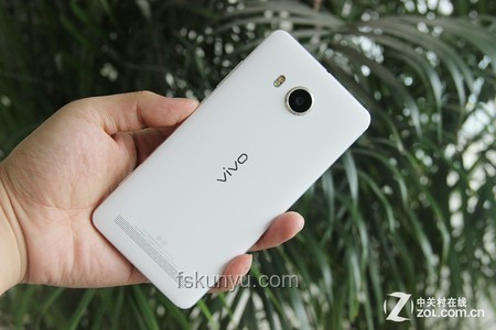 如何評價vivo X Fold5：首款「三防」折疊屏手機的亮點解析