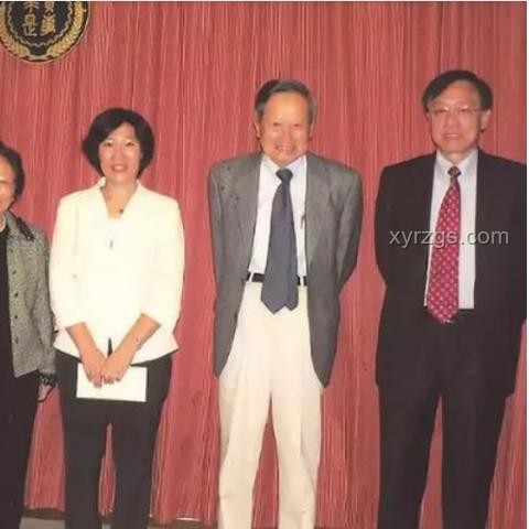 清華計算機入學教育：科研趨勢與個人經驗前瞻