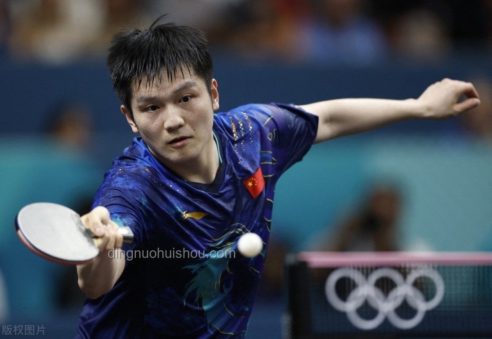 樊振東0-2落后換球衣大逆轉(zhuǎn)：球衣更換的戰(zhàn)術(shù)心理影響與對(duì)策