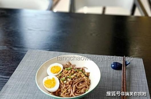 純血天津早飯：碳水核彈背后的餐飲文化洞察