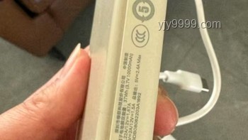 充電寶救急記：旅行中的能量守護者??,便攜,安全,必備