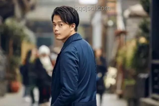 鹿晗啟示：獨享時光，創新不老的神話
