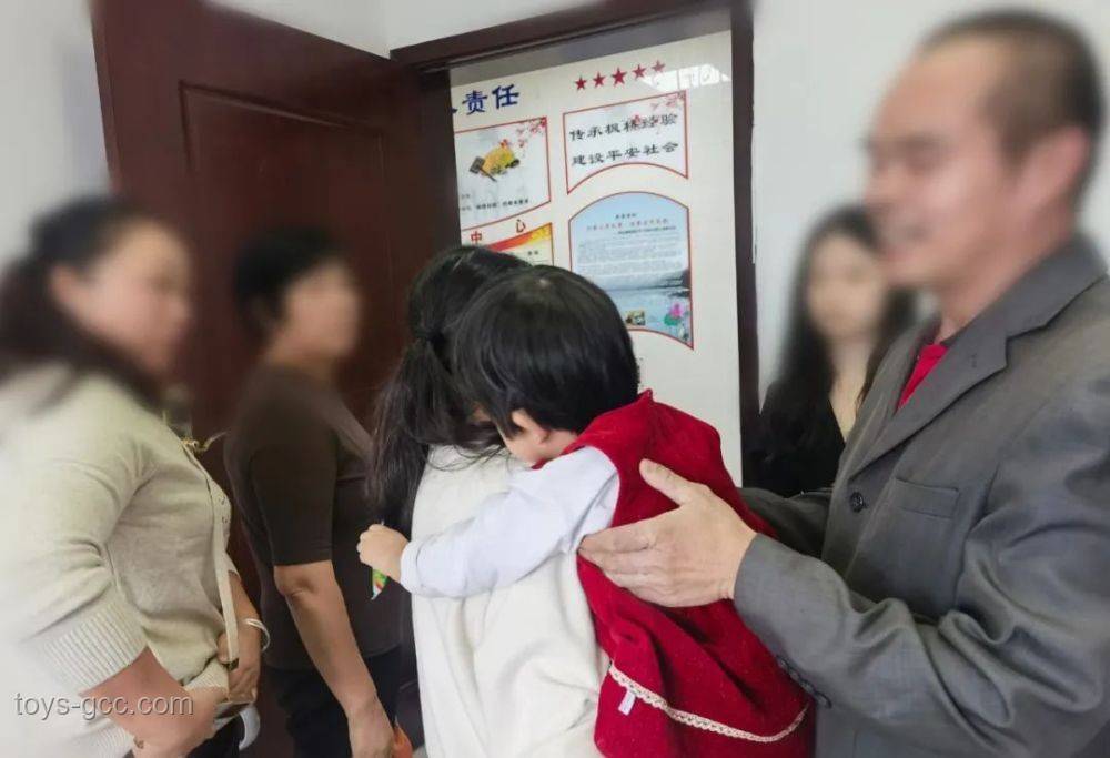 女子與男主播非婚生女稱要送養：解決方案探討