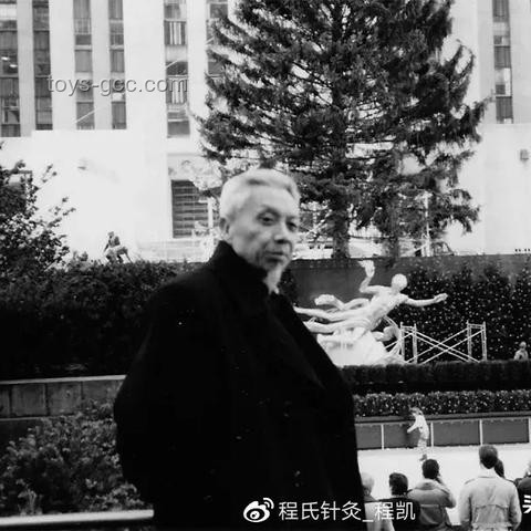 “努力為黨和人民爭取更大光榮”行動路徑對比分析