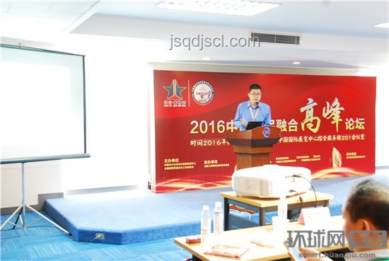 高維少樣本數(shù)據(jù)降維方法對比分析：PCA vs t-SNE vs UMAP vs Autoencoders vs LLE