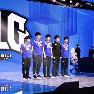 BLG橫掃G2：電競(jìng)創(chuàng)新策略下的MSI征途，跨界融合新紀(jì)元
