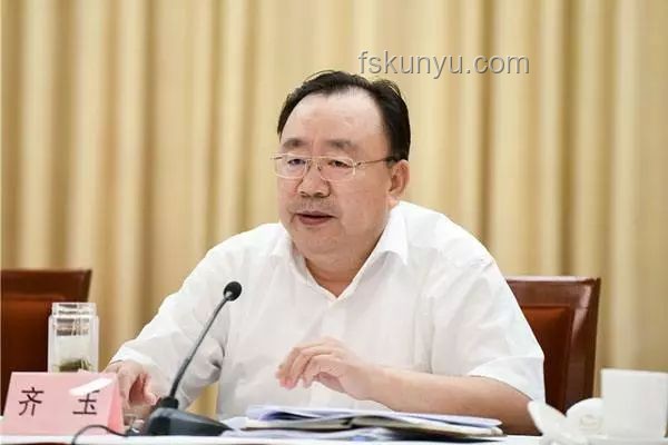 陳小江任新疆黨委書記案例研究