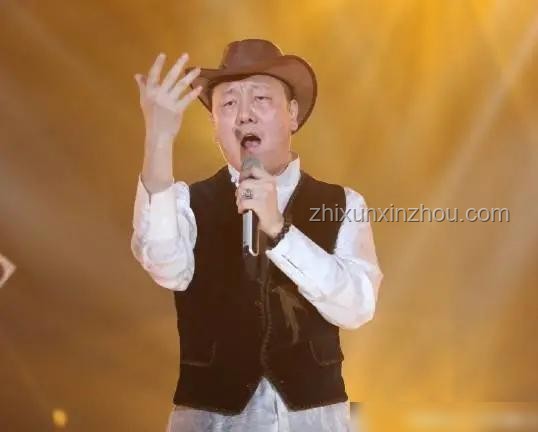 58歲歌手張宇生病后首次露面：康復指南與心理調適
