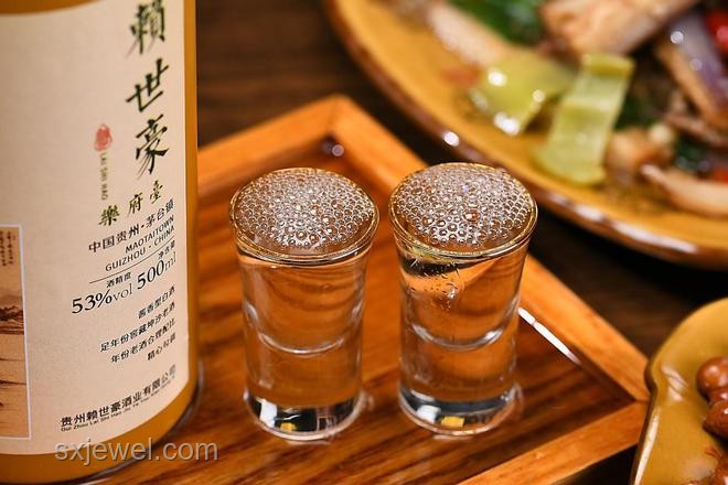 500元檔白酒能否媲美千元檔？口感品質大揭秘