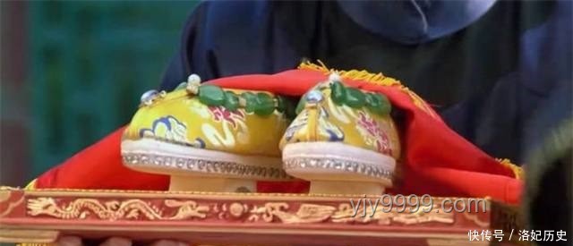 《甄嬛傳》解析：甄嬛扶持安陵容上位后的“酸”味何來？