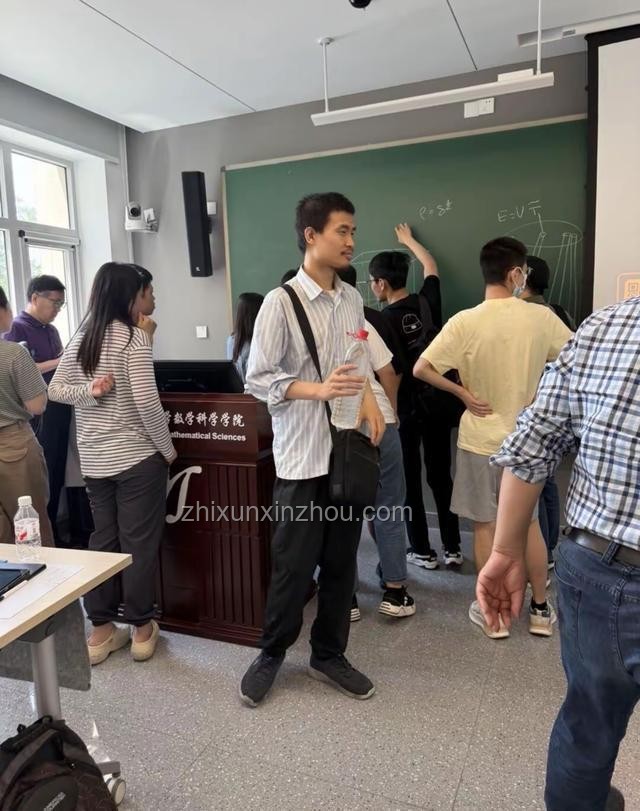 掛谷猜想的重要性及王虹獲獎(jiǎng)?wù)雇? title=