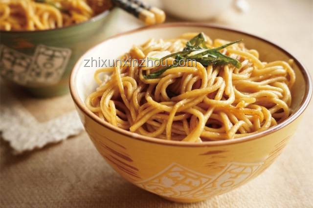 【大學(xué)生就業(yè)指導(dǎo)】蔥燒大排與速成份蔥油拌面的職業(yè)規(guī)劃啟示