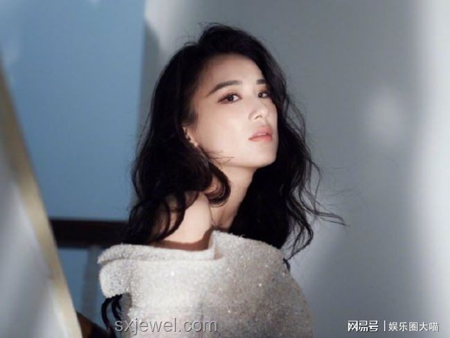 劉芮麟結(jié)婚有孩子前后生活狀態(tài)對(duì)比分析
