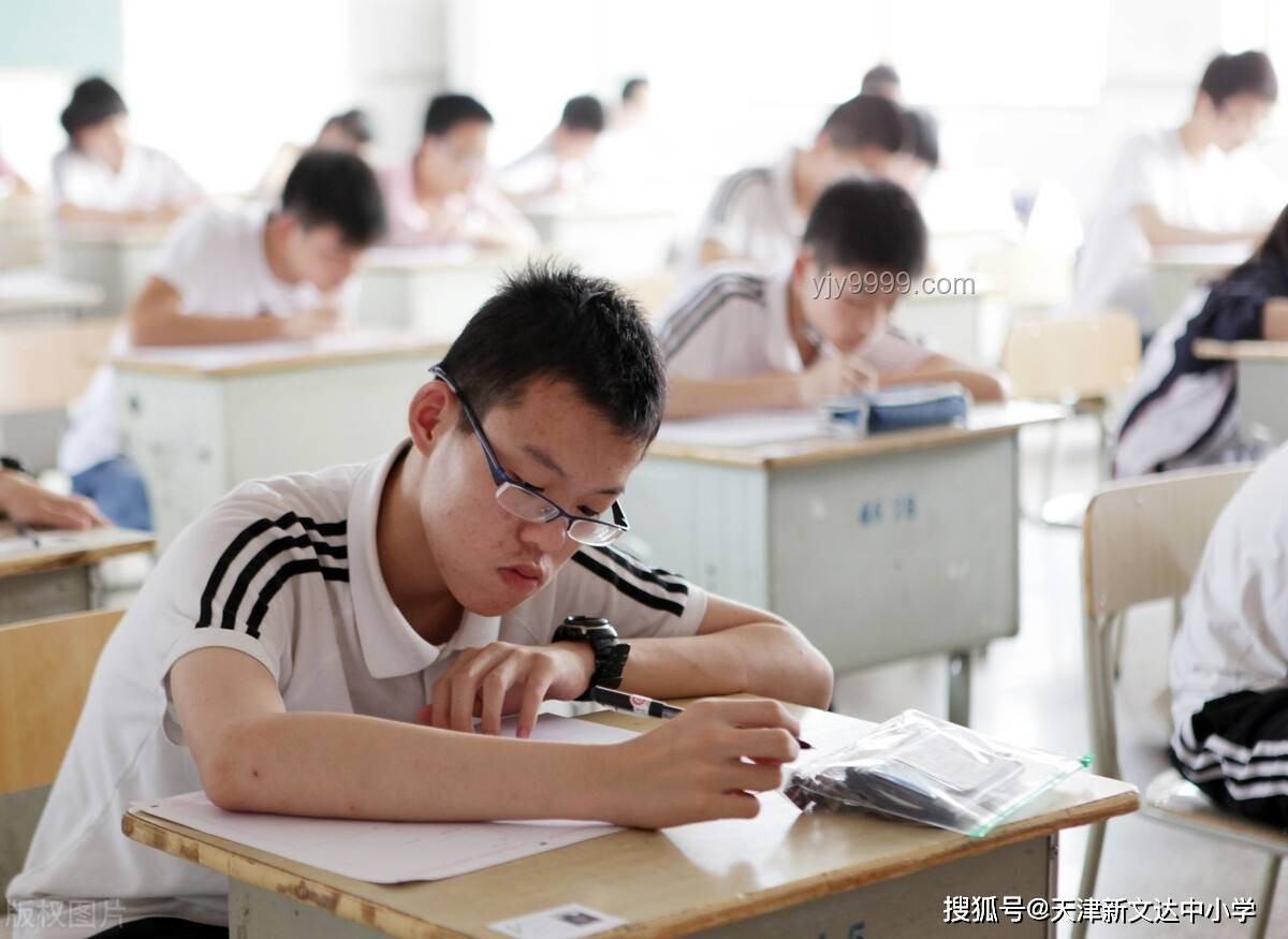 小伙中考720分卻轉(zhuǎn)校職高學(xué)烹飪，他的選擇有何啟示？