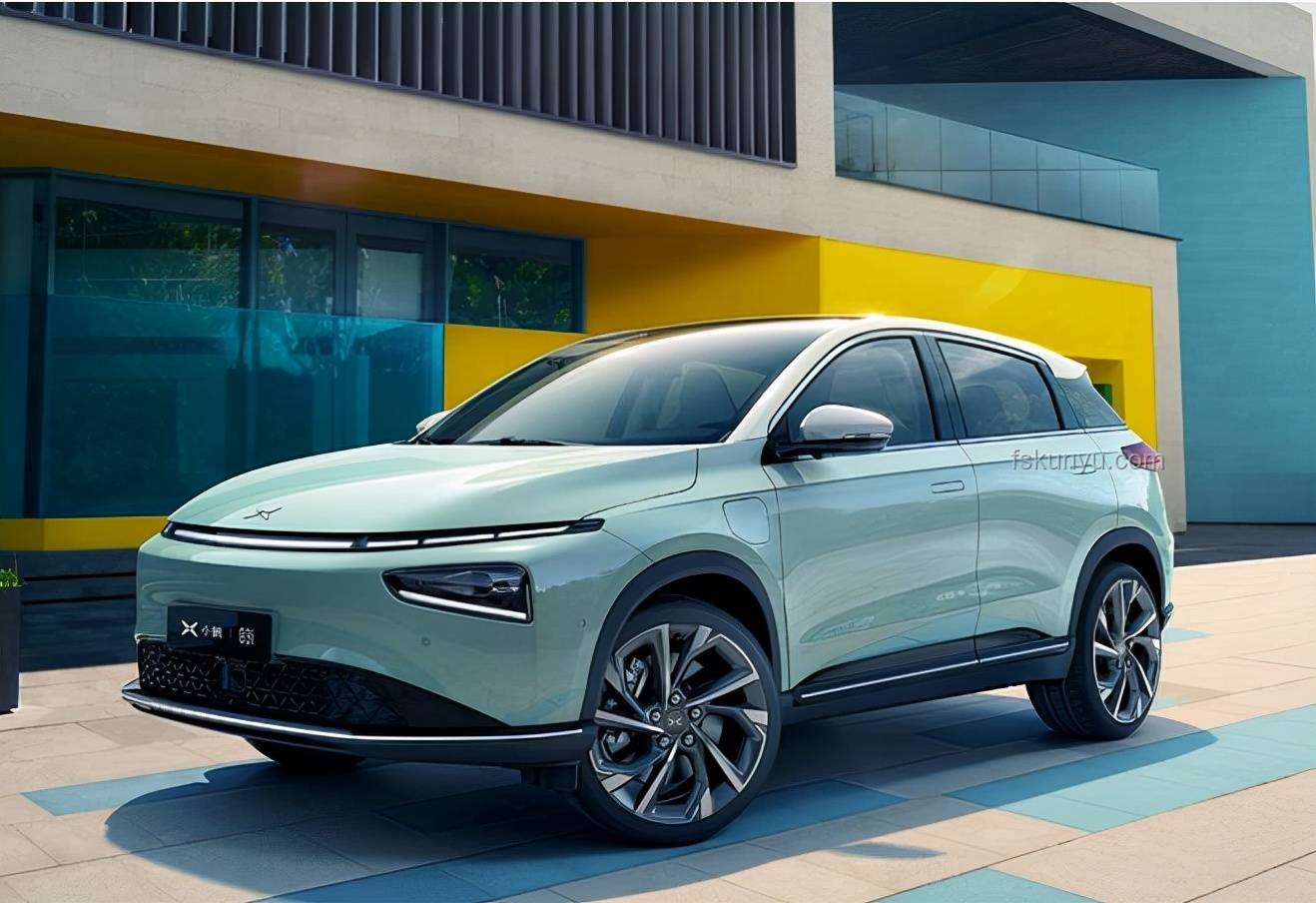 小鵬G7上市火爆：L3級(jí)算力引領(lǐng)AI汽車新時(shí)代