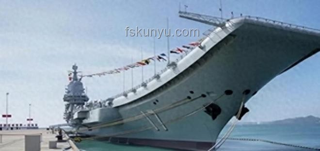 探訪山東艦航母編隊：自主建造航母的里程碑與實戰化訓練典范