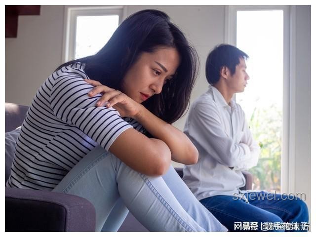 當兩位離婚女性決定組成一個家：挑戰與解決方案