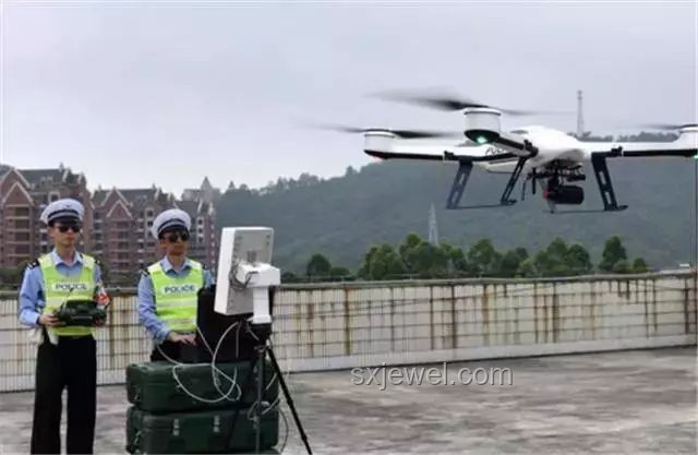 山東艦抵港無人機航拍被拘案研究