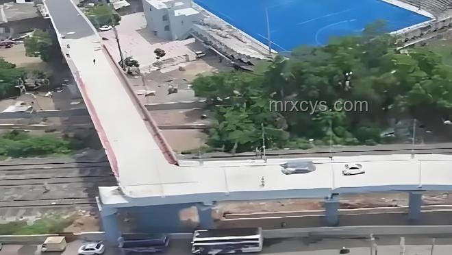 印度死亡折角立交橋：設計爭議與反思