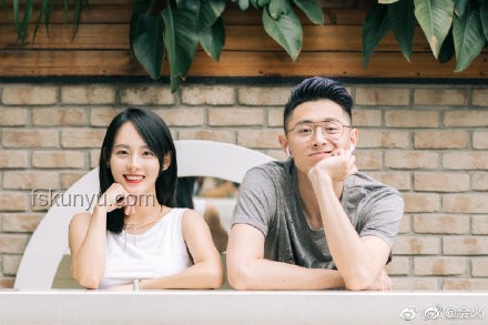 如何評價《是女兒是媽媽2》中李嘉格母女關系？母女關系,情感糾葛,解決方案