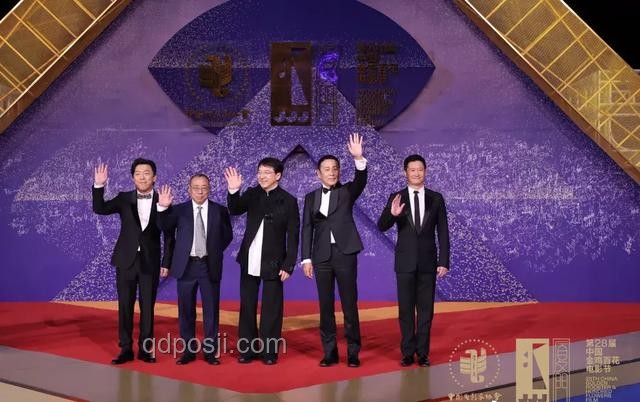 任魯豫藍羽電影節入場受阻解決方案