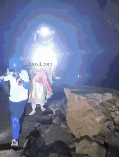 穿越沙漠旅行體驗對比：青春旅行團11與普通旅行團
