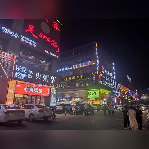虛一直構的烤魚之夜：麥田晚風中的溫馨記憶