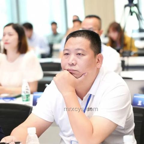 “大人，時代變了!”：某傳統制造業企業的數字化轉型之路