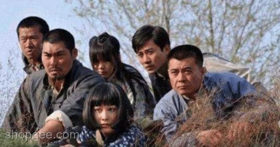??被禁25年的震撼！姜文《鬼子來了》撕去抗日神劇面紗??