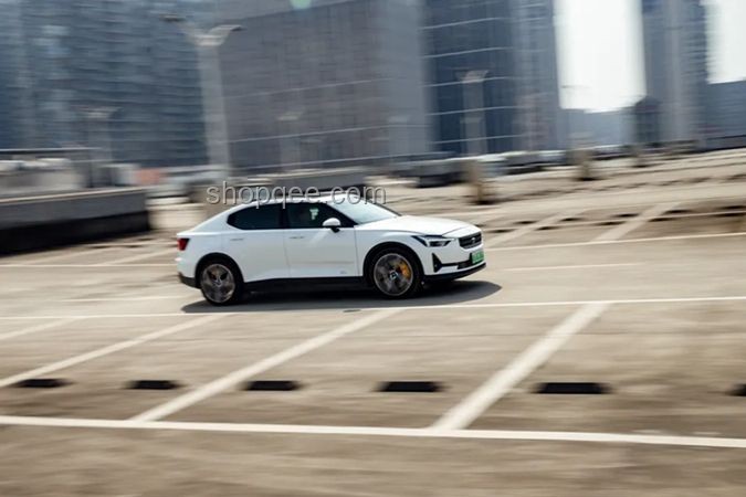 娛樂圈不會開車的6位明星對比，哪一位最讓你意外？