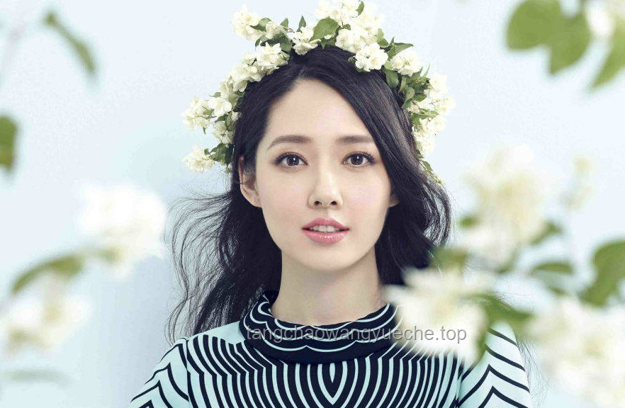 娛樂行業新風尚：馬思純羊毛卷造型引領顏值回春趨勢