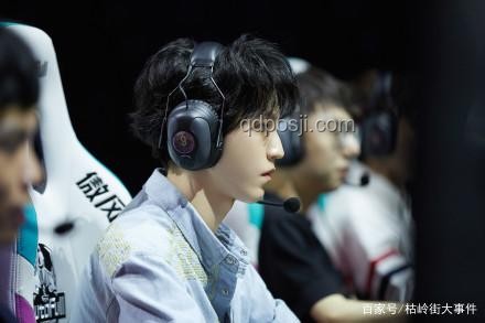英雄聯盟王俊凱粉絲互動問題解決方案，游戲與偶像結合