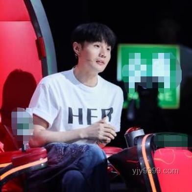 單依純退賽啟示：以個性重塑天后定義，跨界創新無界