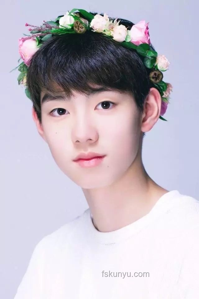 TF家族練習(xí)生內(nèi)容創(chuàng)新洞察：《肆意少年-突圍》先導(dǎo)片解析