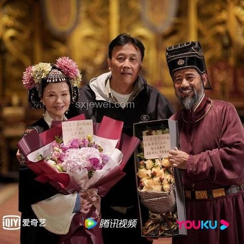 中學悲劇后的社會支持趨勢：關注與重構