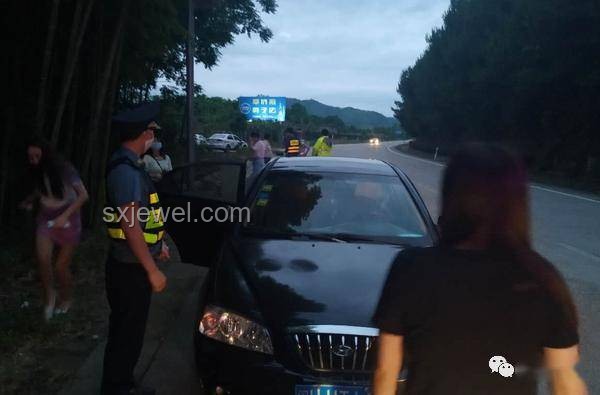 沈陽男子改裝私家車為警車：法律與安全的雙重警示