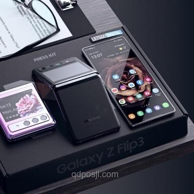 三星Galaxy Z Fold 7真機(jī)曝光：折疊新體驗，驚喜連連??, 科技感, 折疊設(shè)計, 創(chuàng)新體驗