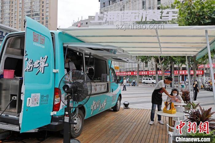 中國美食餐車VS芬蘭本土早餐鋪：早餐創新引爆街頭對比