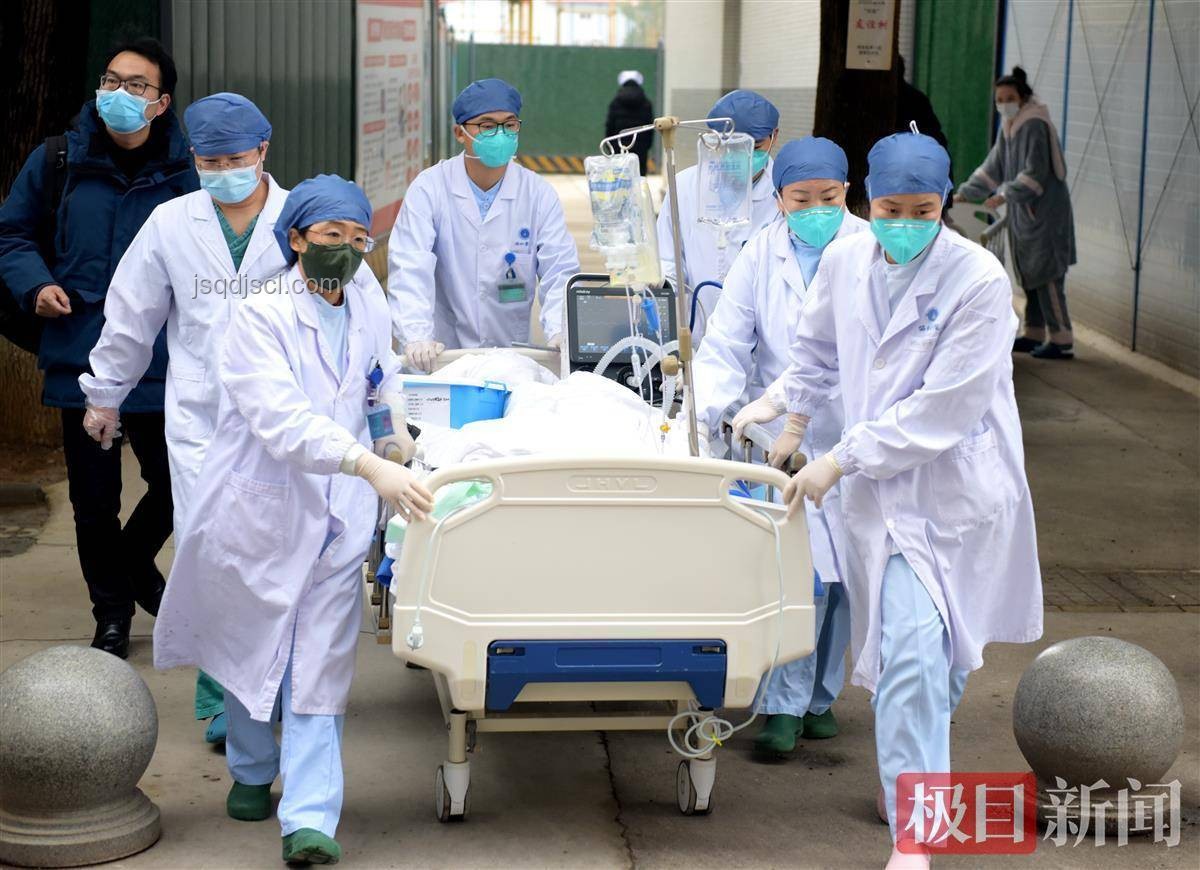 女子長途飛行后心跳驟停，肺栓塞風險需警惕