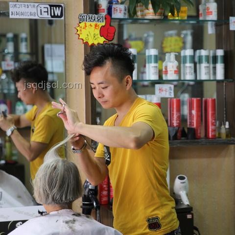 分手被男友追著要錢？應(yīng)對(duì)指南