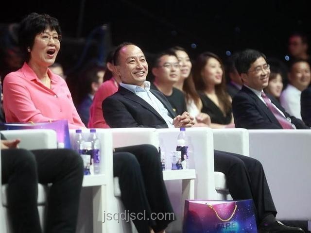 俄新聞主持人直播求婚實操指南