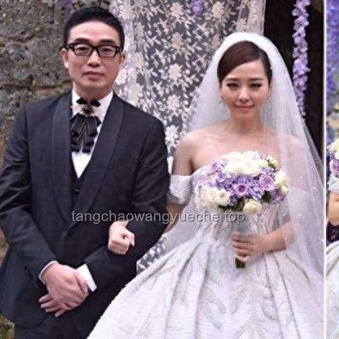 張靚穎自曝：擦邊挑戰(zhàn)下的真我釋放，老實(shí)人也有另一面??